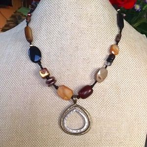 Beautiful Silpada two tone tear drop pendant. 925 Sterling Silver